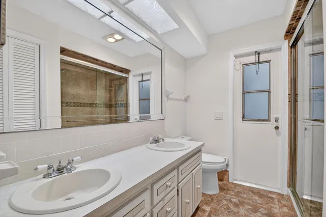 Residence photo 43