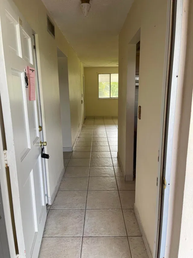 Unit 107 photo 7
