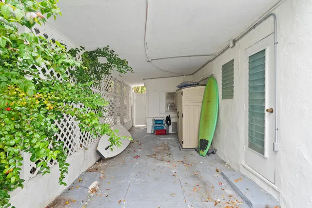 West Palm Beach Residence photo 4