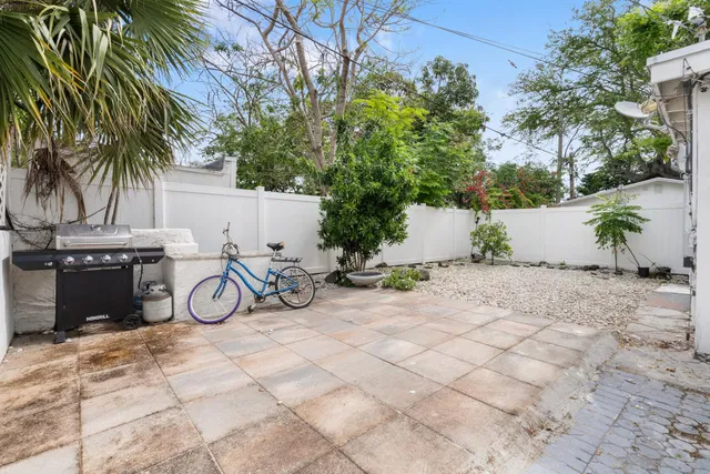 West Palm Beach Residence photo 21