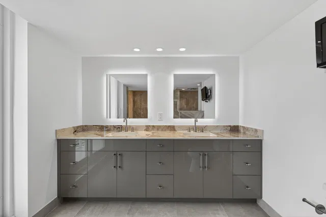 Unit 14n photo 14