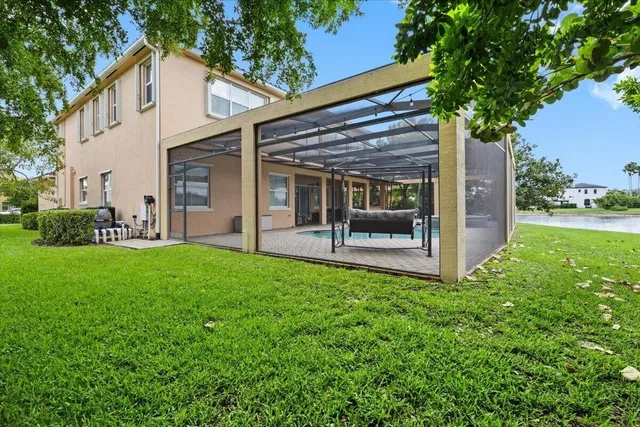  Residence photo 56