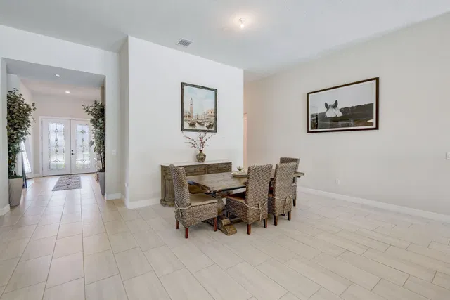  Residence photo 12