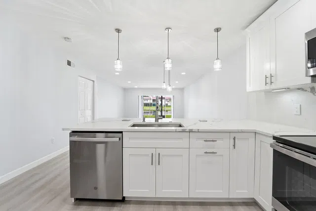 Boca Lago Country Club Homes Unit 10g photo 9
