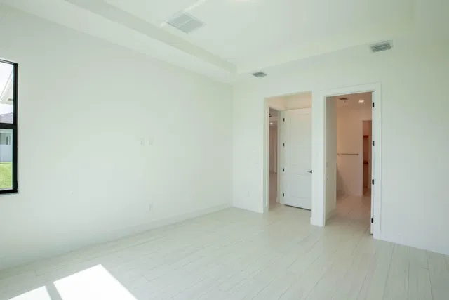 Residence photo 25