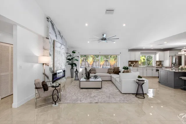 Bocaire Country Club Residence photo 9