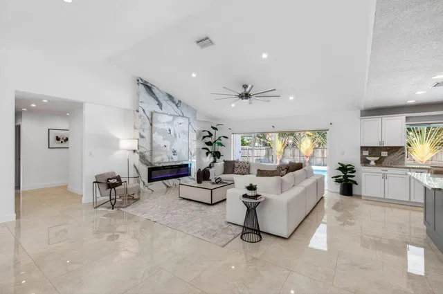 Bocaire Country Club Residence photo 10