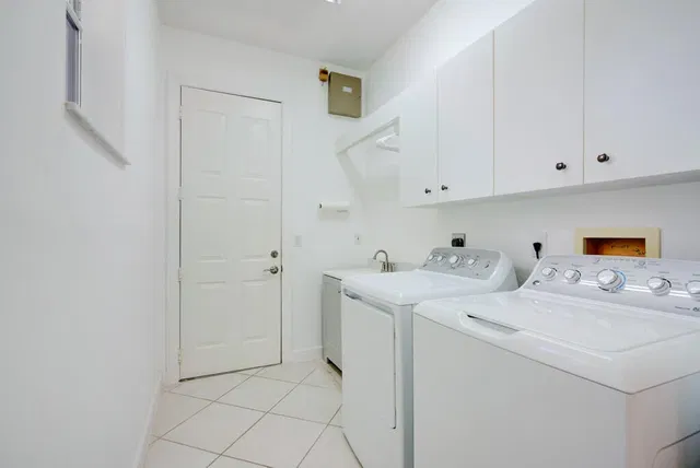 Residence photo 9