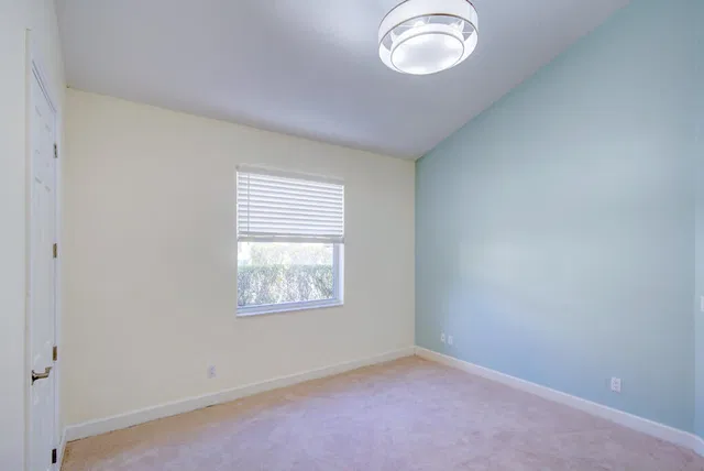 Residence photo 15