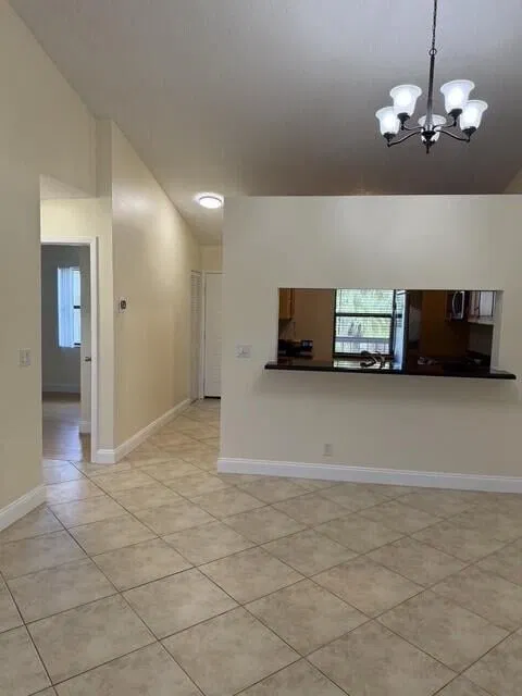 Unit 204 photo 9