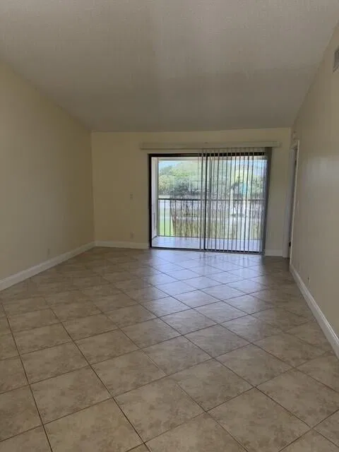 Unit 204 photo 12