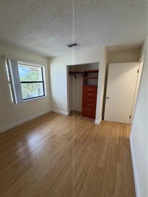 Unit 204 photo 15