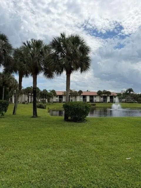Unit 204 photo 24