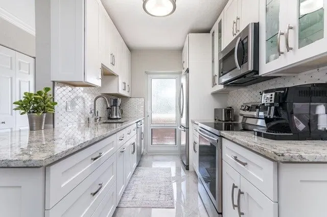 Unit 204 photo 6