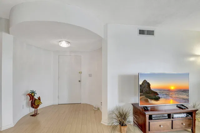 South Palm Beach Unit 116 photo 8