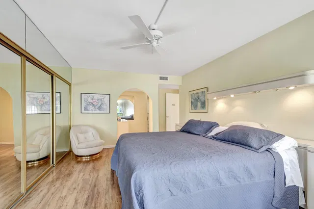 South Palm Beach Unit 116 photo 20