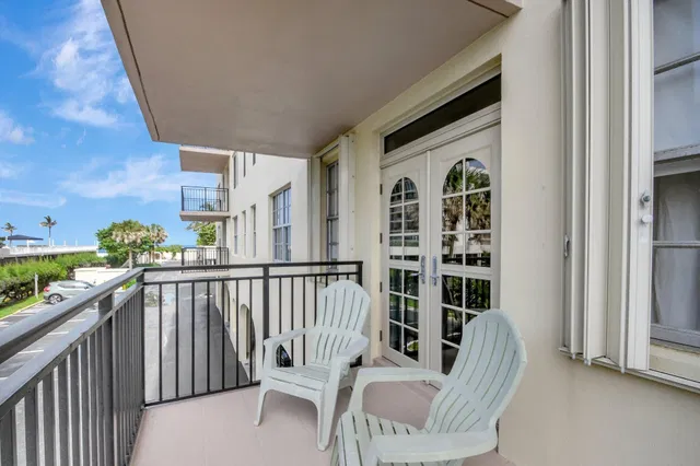 South Palm Beach Unit 116 photo 23