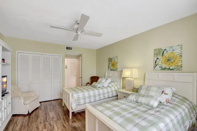 South Palm Beach Unit 116 photo 29