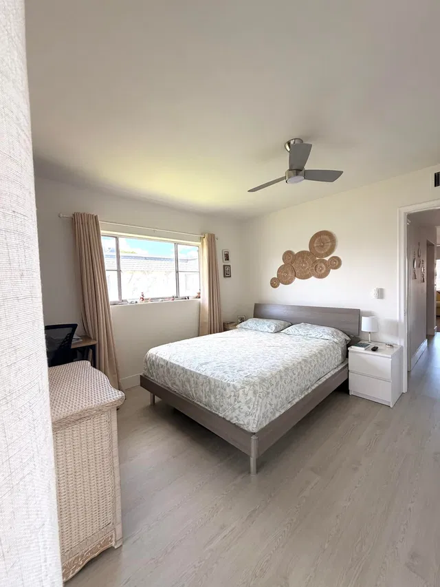  Unit 207 photo 10