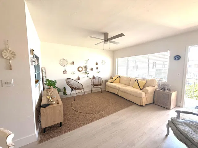  Unit 207 photo 27