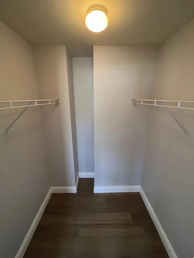 Unit 2103 photo 12