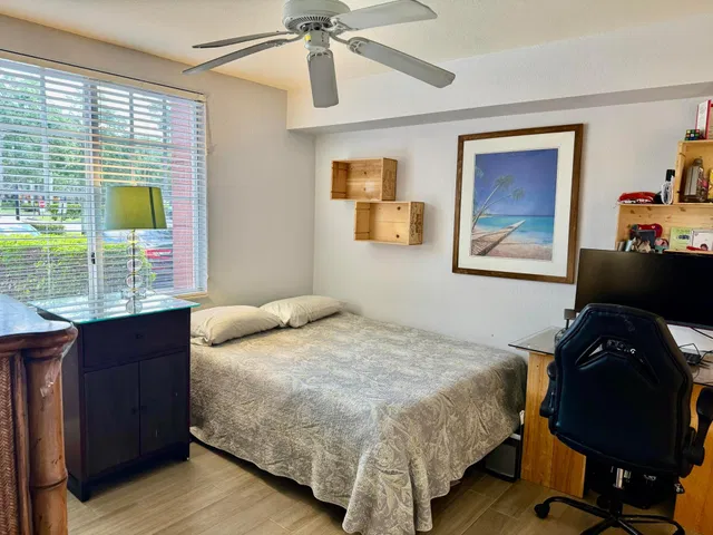 Unit 2103 photo 22
