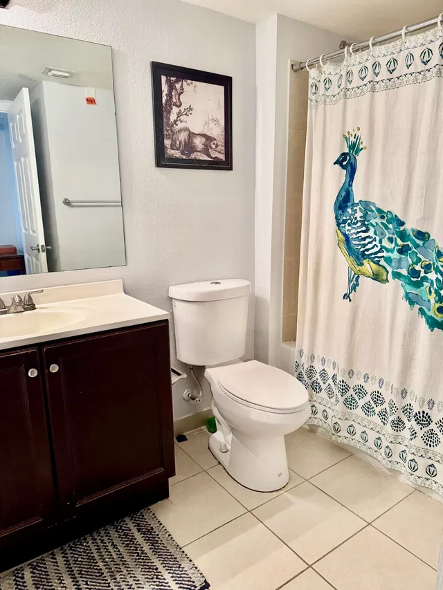 Unit 2103 photo 27