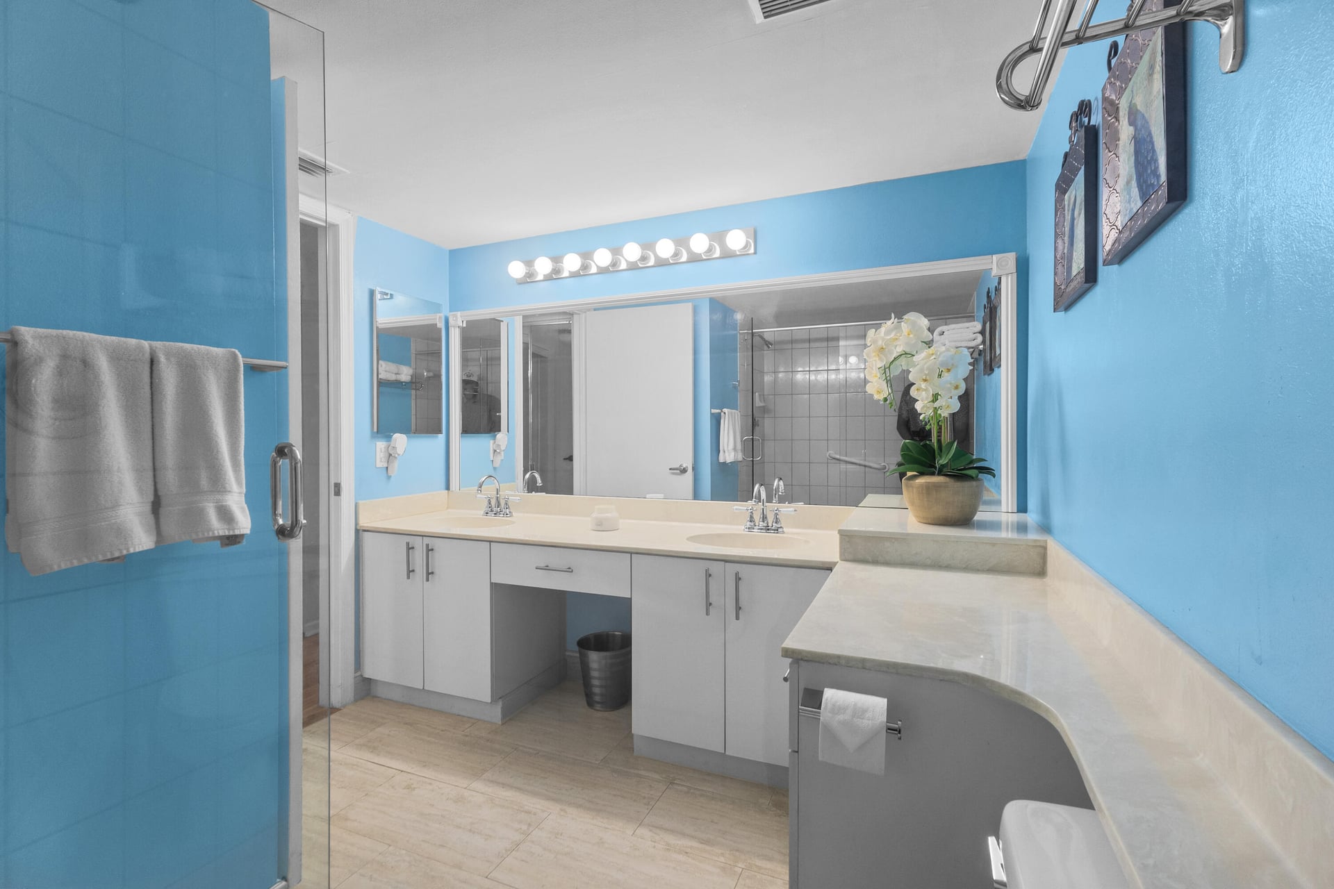 Unit 102 photo 13