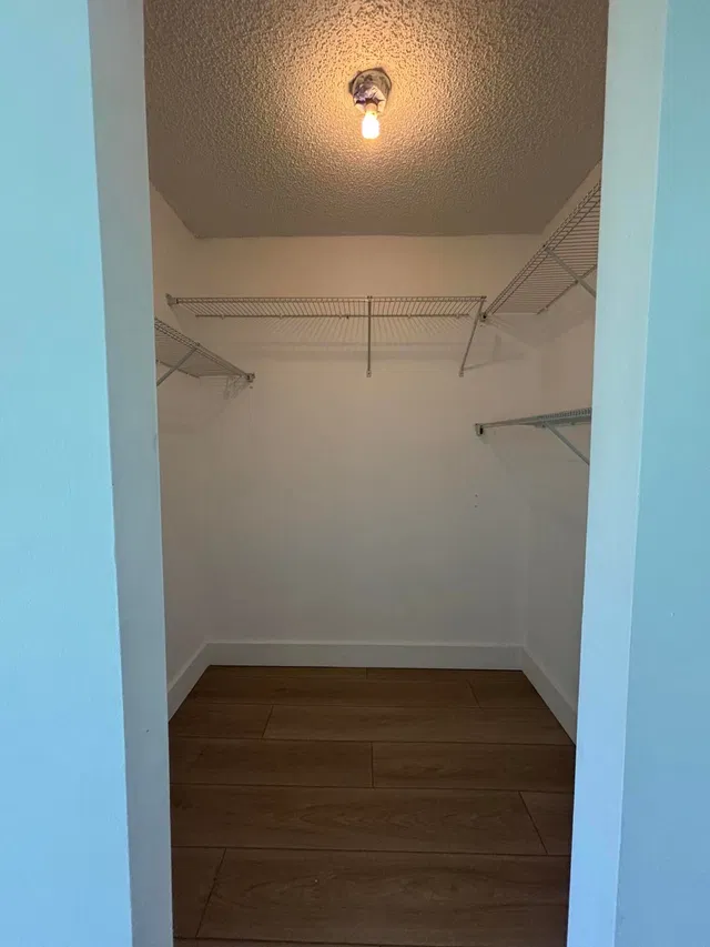 Residence photo 11