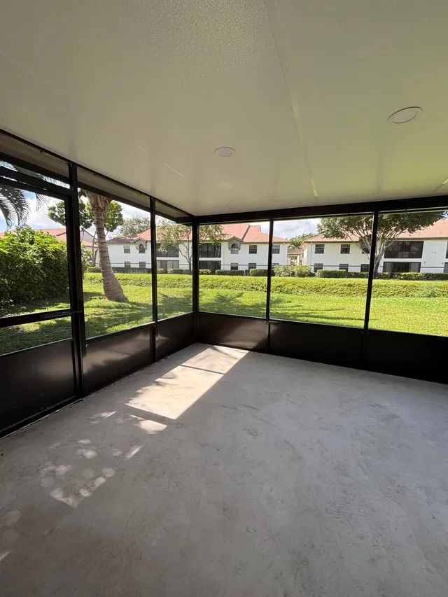 Residence photo 26