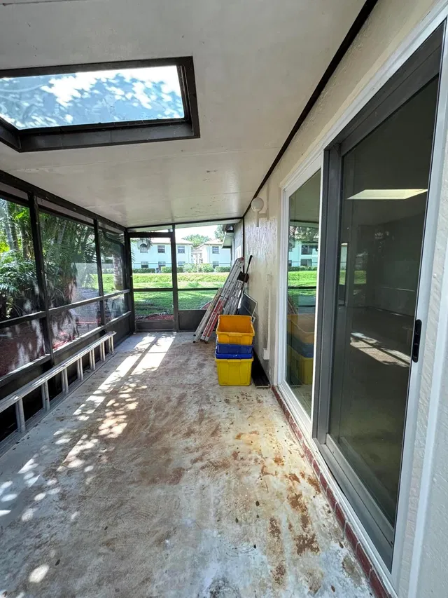 Residence photo 30