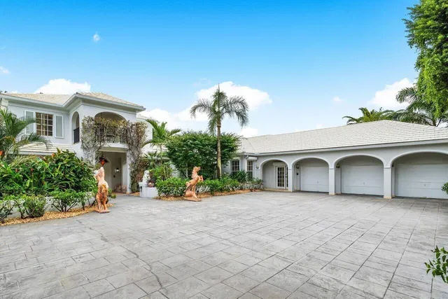  Residence photo 5