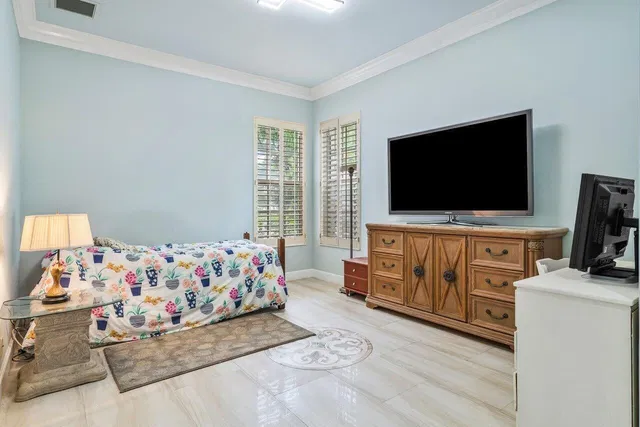  Residence photo 21