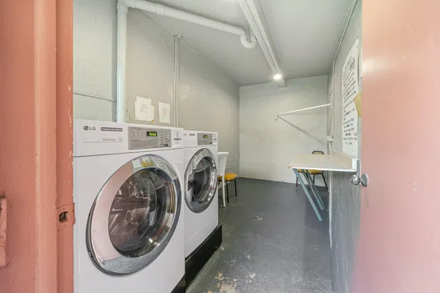 Unit 219 photo 21