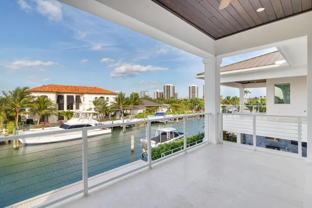 Palm Beach Isles Residence photo 14