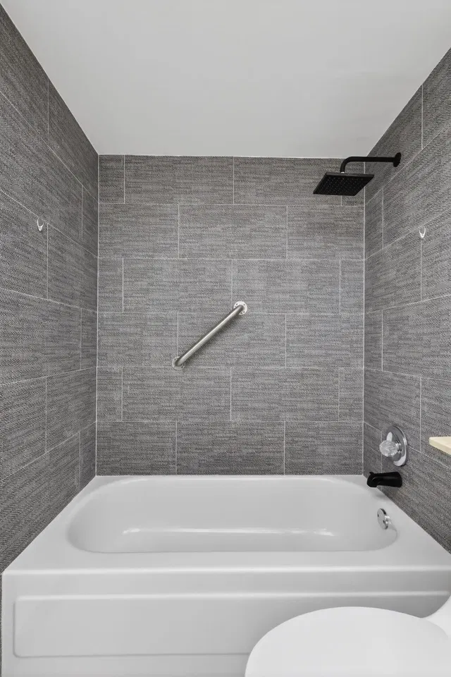  Unit 102 photo 12