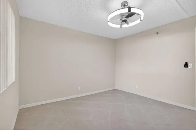  Unit 102 photo 14