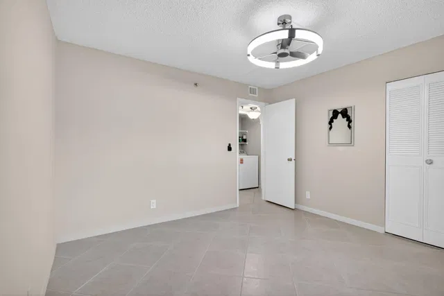  Unit 102 photo 15