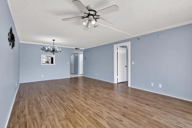 Unit 102 photo 21