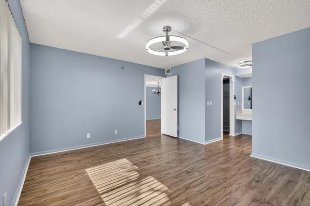  Unit 102 photo 23