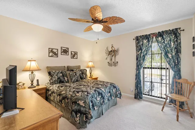 Unit 4022 photo 19