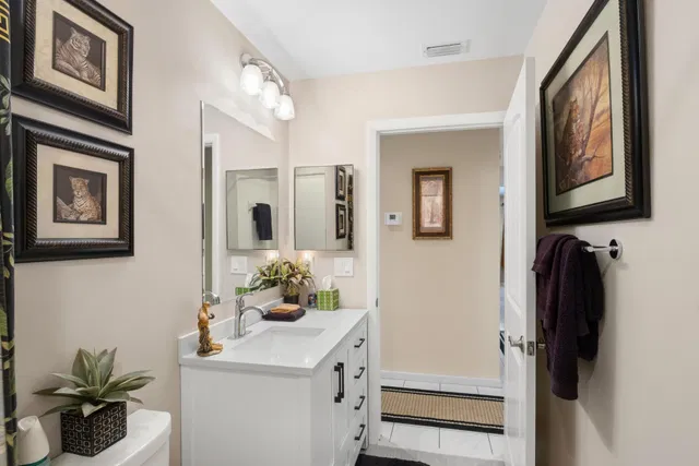 Unit 4022 photo 21
