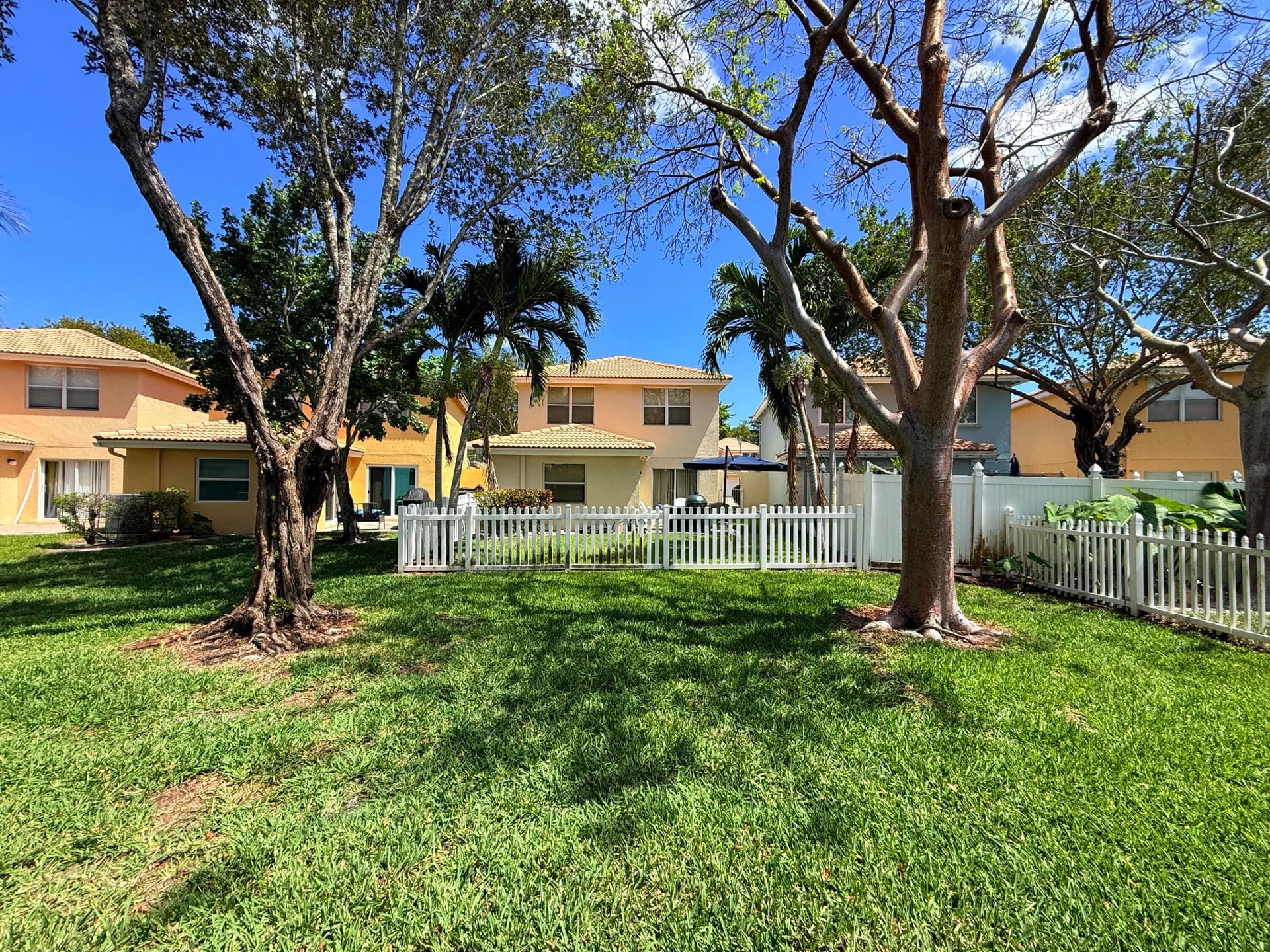  Residence photo 11