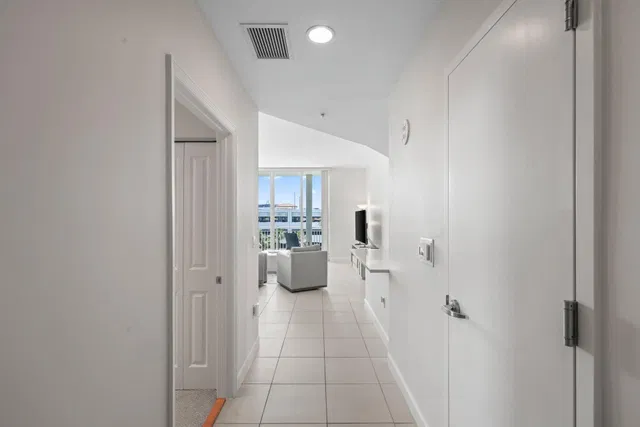 City Palms Unit Unit 523 photo 15