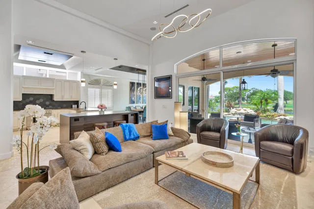 Admirals Cove Residence photo 9