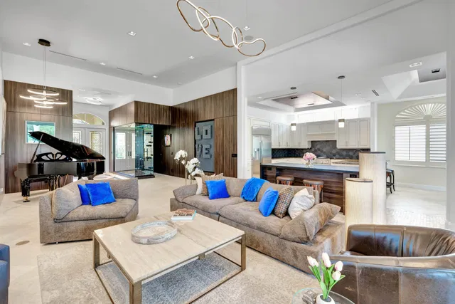Admirals Cove Residence photo 10
