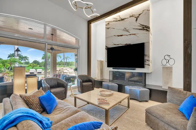 Admirals Cove Residence photo 15
