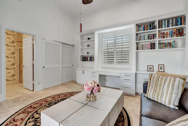 Admirals Cove Residence photo 45