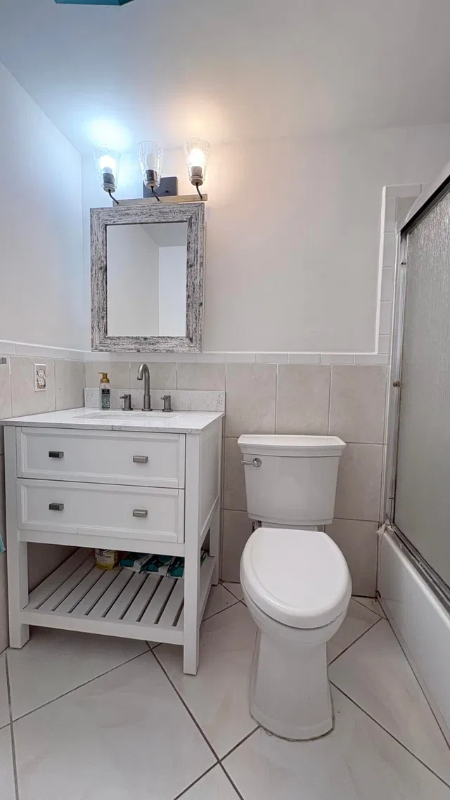 Unit 102 photo 15