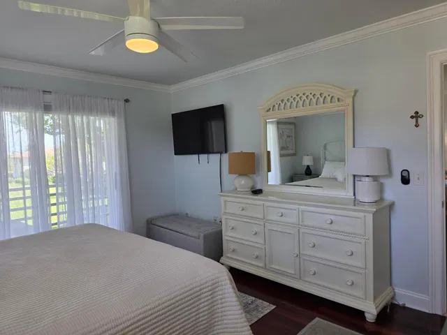 Jupiter Harbour Unit 211 photo 14